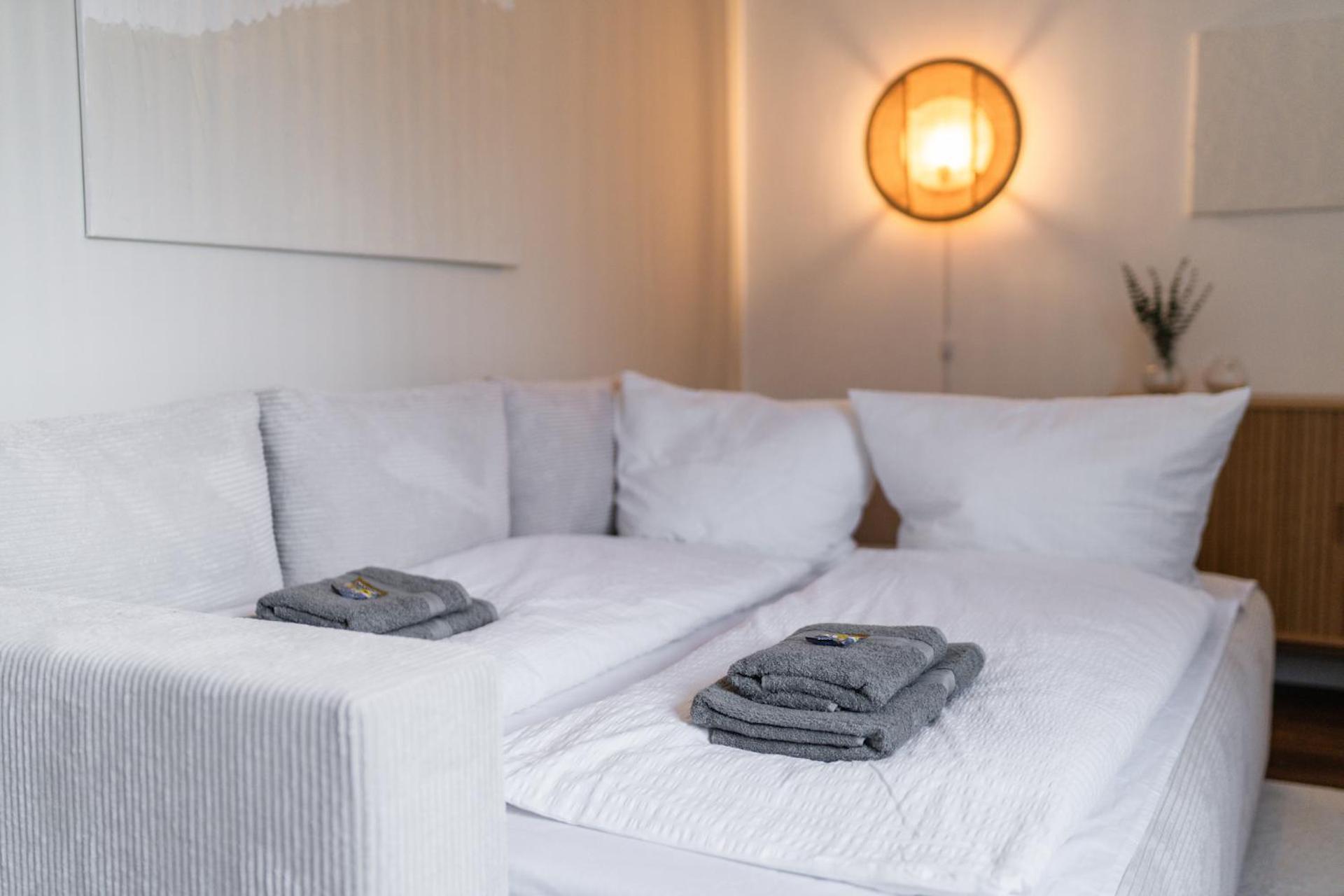 Mitten In Wolfsburg - Happyhome - 2 Zimmer, 6 Personen, Outletcenter, Autostadt, Vw-Nah, Parken Dış mekan fotoğraf